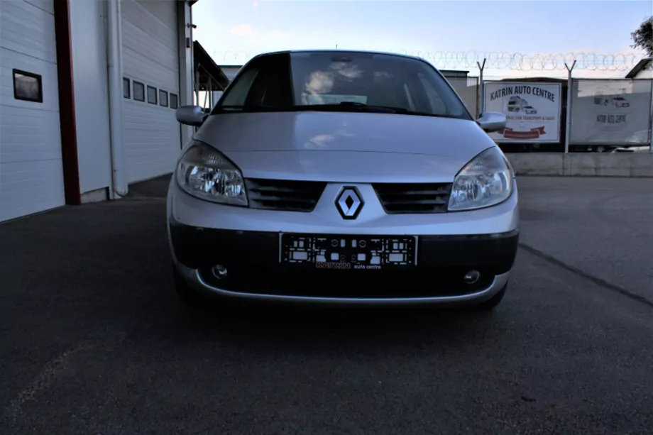 ID:828 - RENAULT GRAND SCENIC