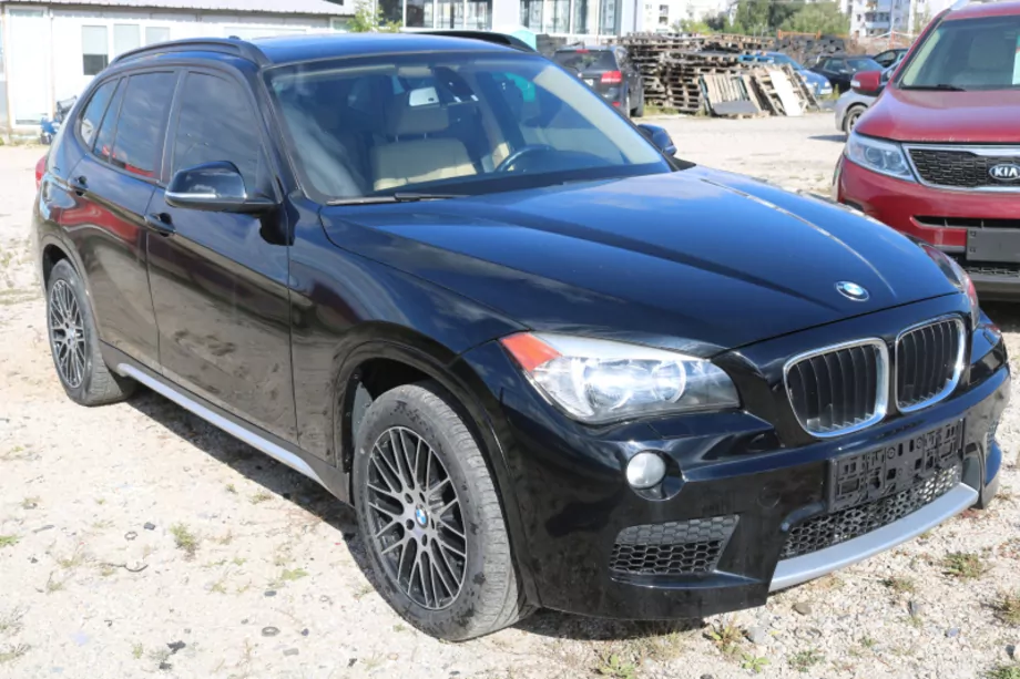 ID:829 - BMW X1