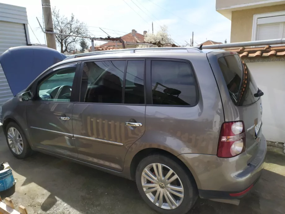 ID:842 - VOLKSWAGEN TOURAN