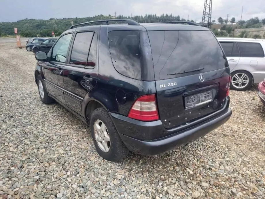 ID:846 - MERCEDES-BENZ ML 230