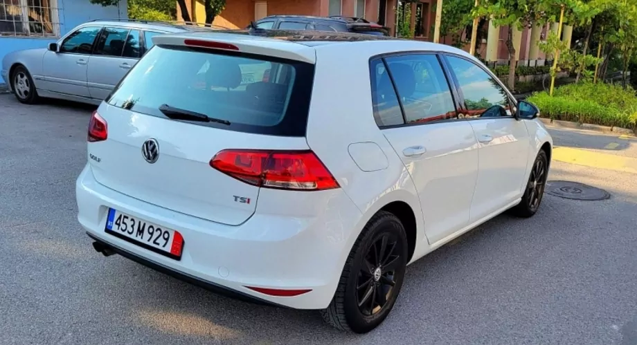 ID:855 - VOLKSWAGEN GOLF